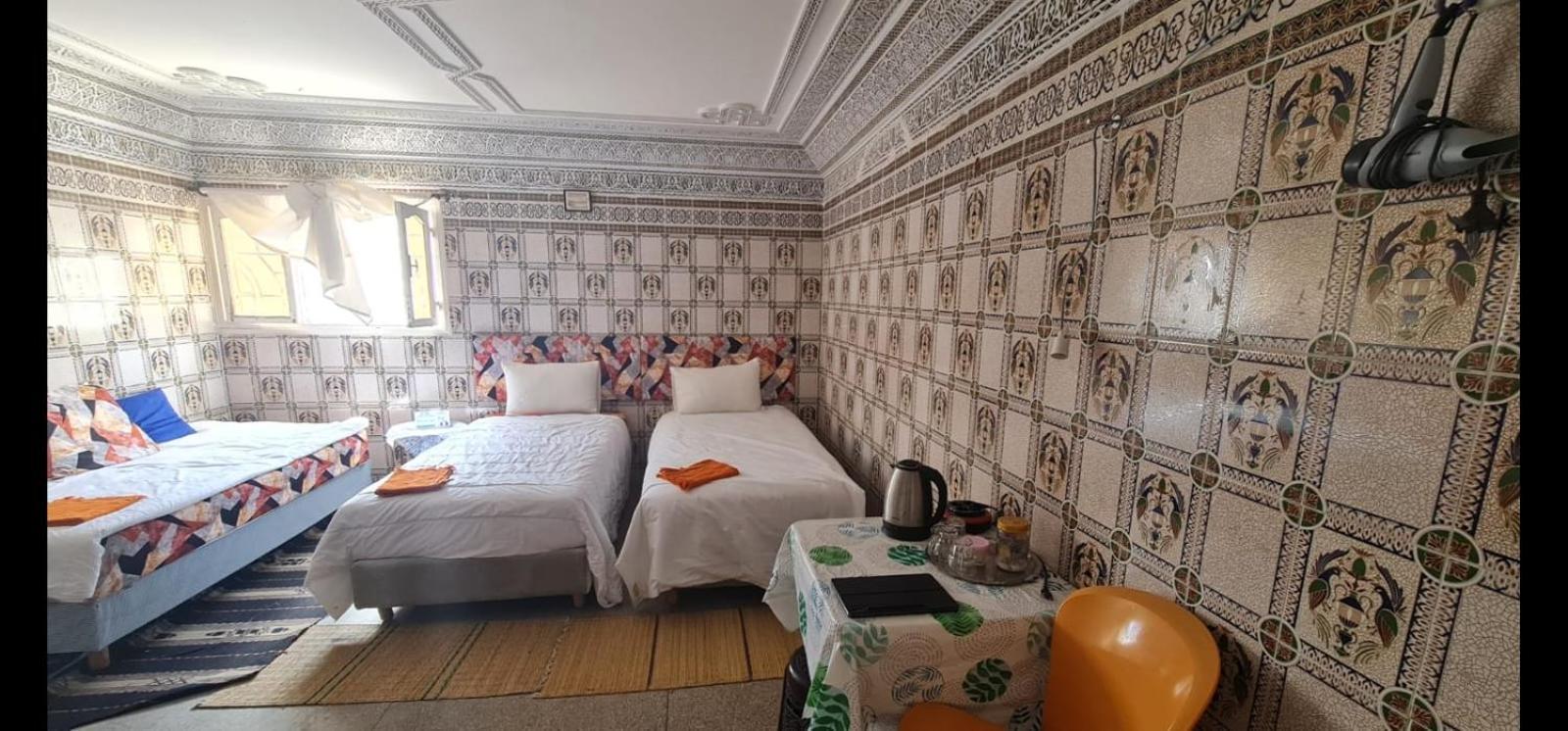 Central Studio Hostel *